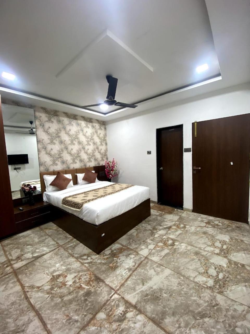 Sahyagiri Heights Bed and Breakfast Mahābaleshwar Exteriör bild